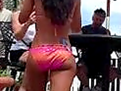 Girl with astonishing ass gets caught on a spy cam on a beach