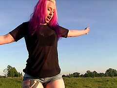 Outside fuck with a stranger is a fantasy of horny pink hair Proxy Paige