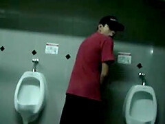 Bigcockflasher Wanking in gay in public restroom