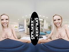 VR porn with sexy blonde chick Florane Russell riding a dick