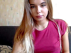 Stunner babe on webcam