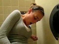 Delicious Amateur Blonde Teen Masturbates In The Bathroom
