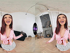 A solo performance with a beautiful brunette model having long hair