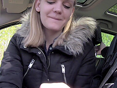 Lecette Nice gets her pussy fucked by a taxi driver in the car